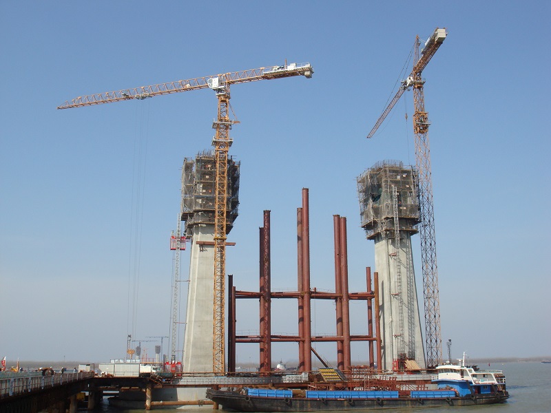 P300、C7022 南京四橋.jpg